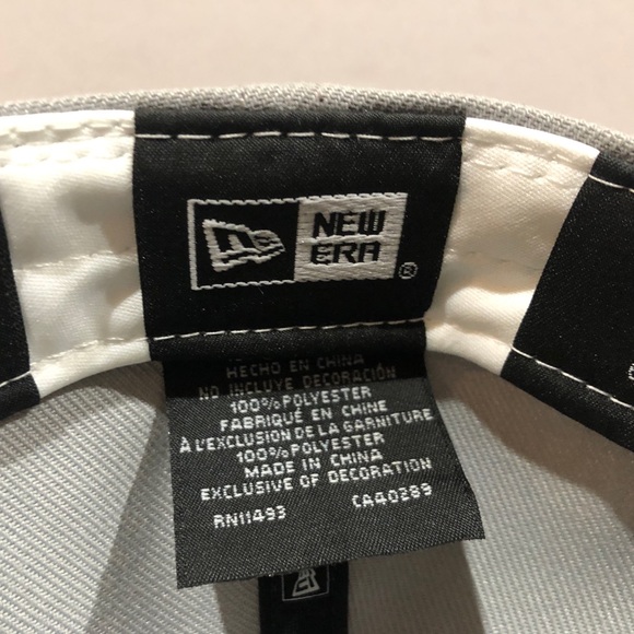 New Era, 59Fifty Fitted Hat, New York Yankees, Grey & White - Picture 12 of 12